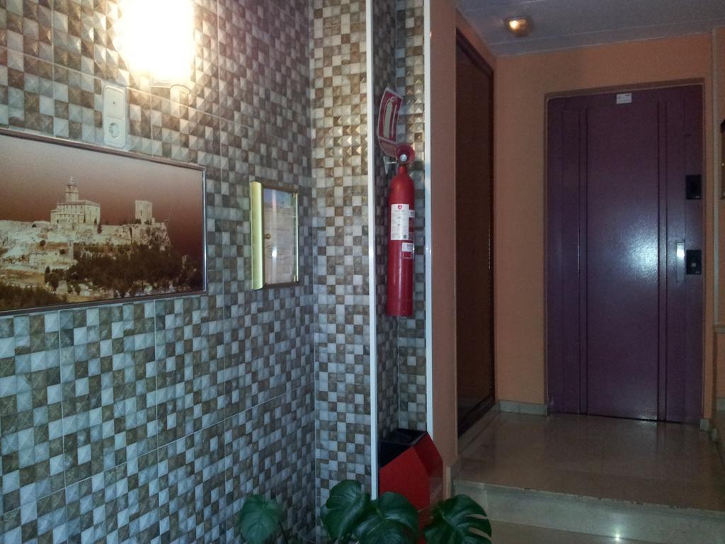 Hostal Rio De Oro Alcala La Real Bagian luar foto