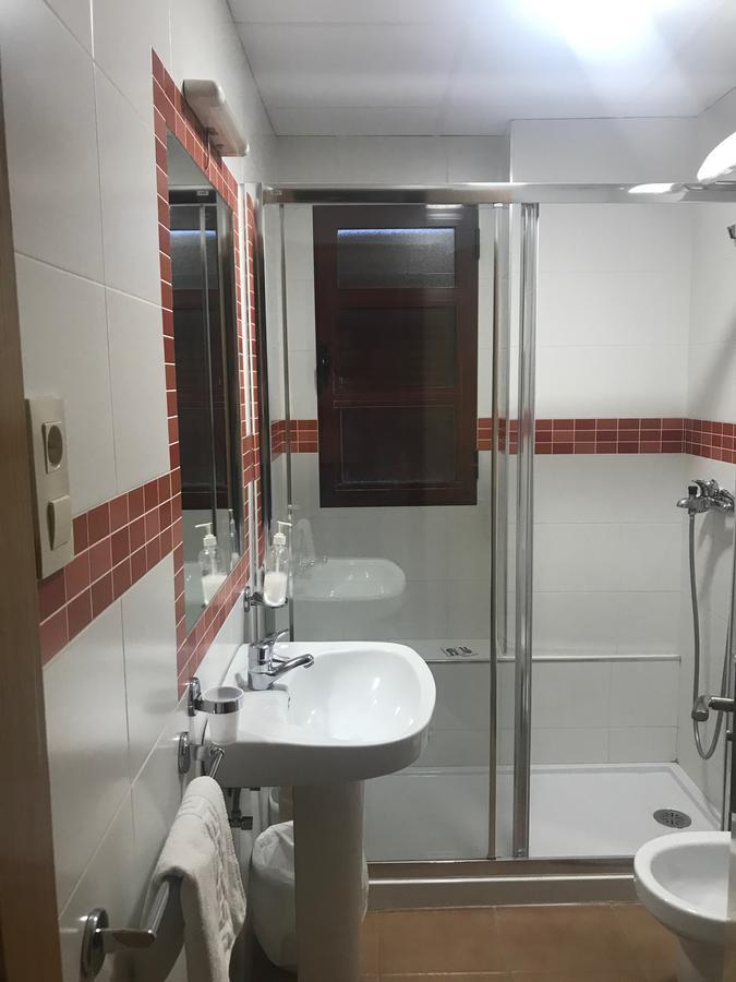 Hostal Rio De Oro Alcala La Real Bagian luar foto